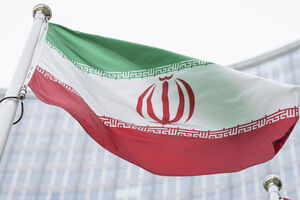 إیران تسلم مذکرة تحذیر رسمیة إلى مکتب حمایة المصالح الأمریکیة

