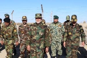 المراقبة الکاملة للحدود بالاعتماد على الإنجازات الدفاعیة

