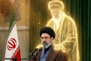 آیة الله السید مجتبى الخامنئى...من هو القائد الثالث للثورة والجمهوریة الاسلامیة فی إیران