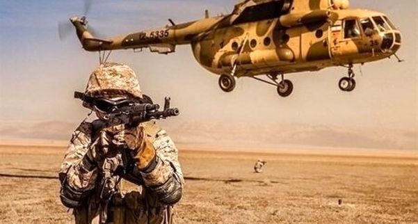 حرس الثورة الإسلامیة یجری مناورات مشترکة فی جنوبی إیران
