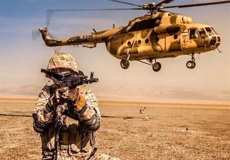 حرس الثورة الإسلامیة یجری مناورات مشترکة فی جنوبی إیران
