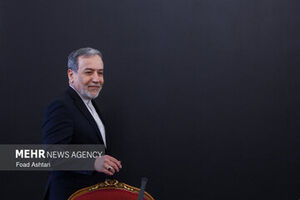 عراقجی: إیران تطالب الدول المجاورة بطرد القوات الخارجیة المعتدیة